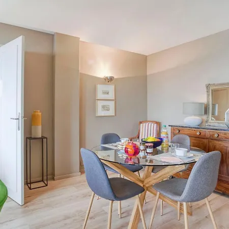 Apartment Studio Saint Gilles By Interhome *
